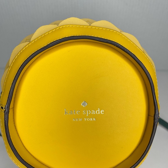 NWT Kate Spade New York Pineapple Pina Colada Bucket Crossbody Novelty Bag - Picture 9 of 15